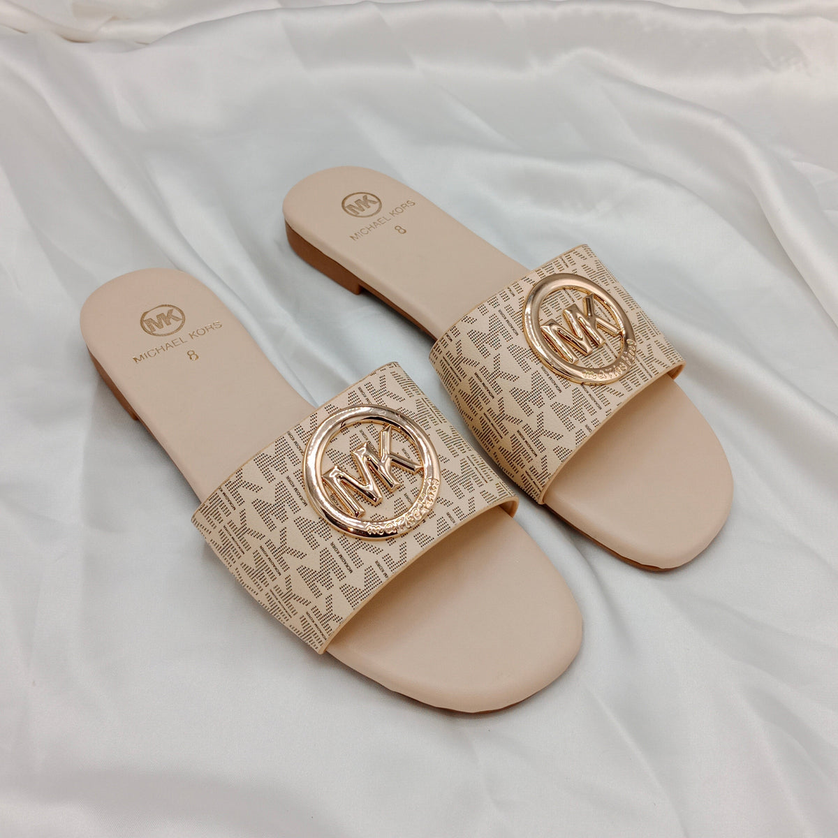 MK-011 CREAM