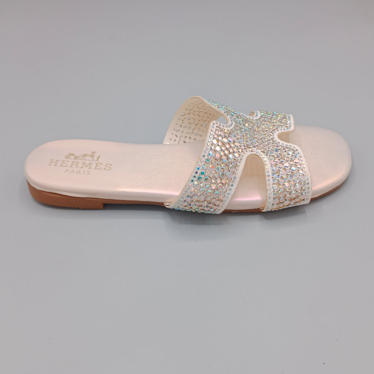 HRM-777 White