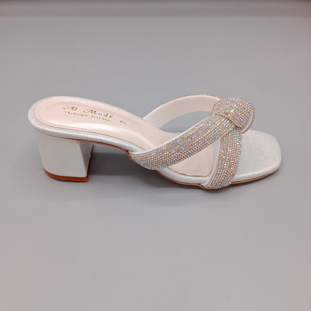 AZ-088 WHITE