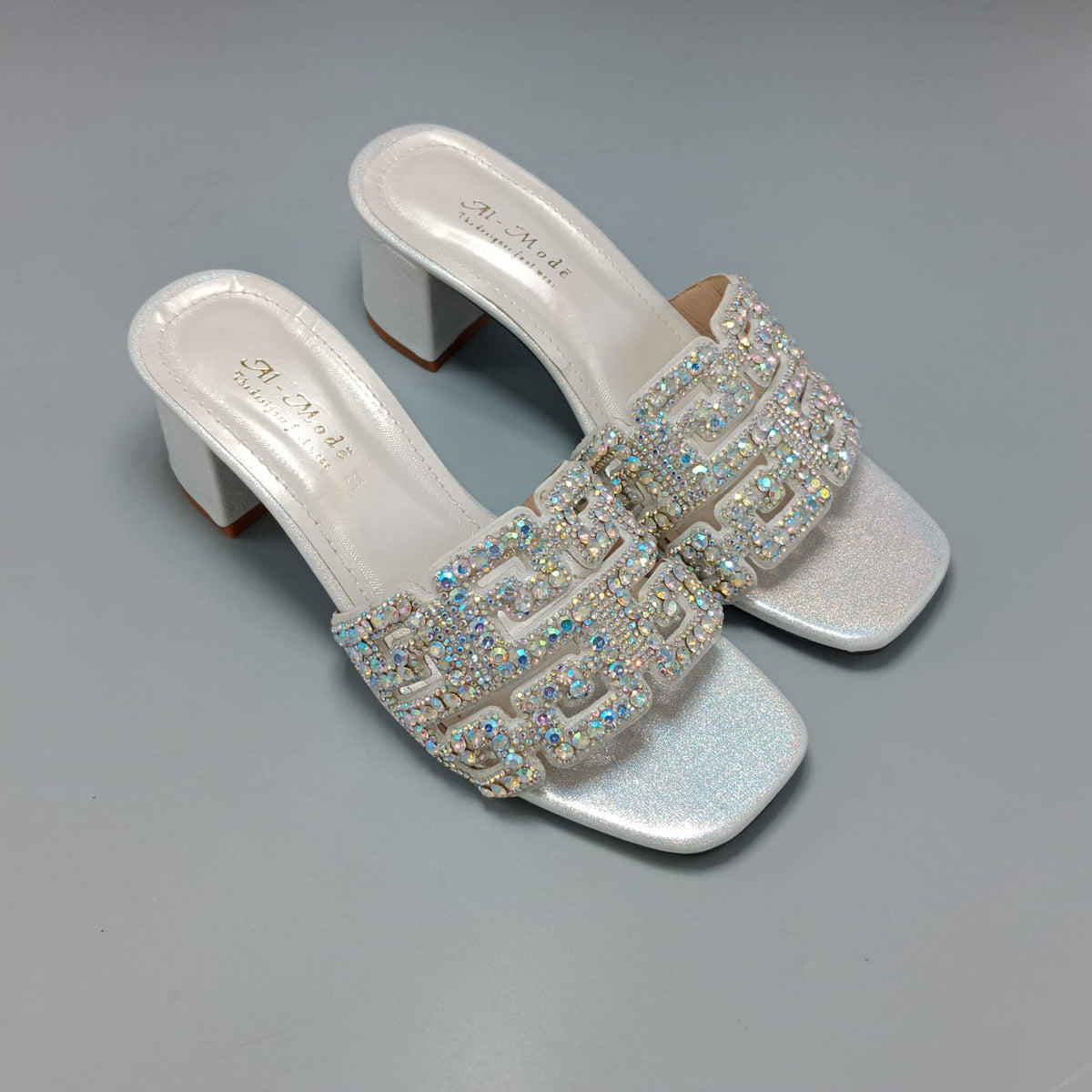 AZ-095 WHITE