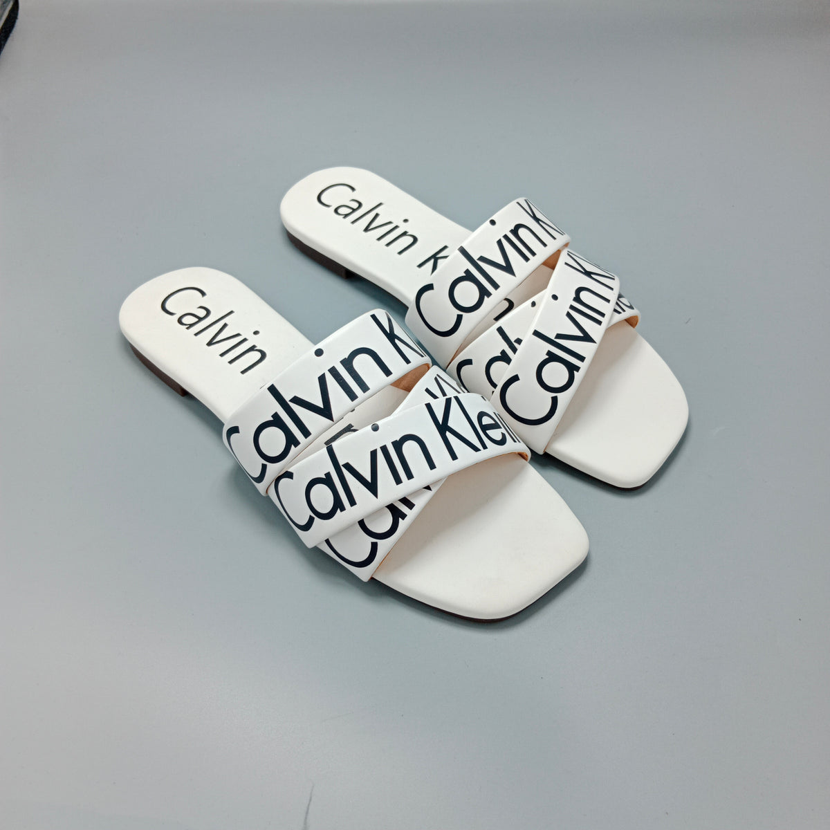 CK-1110 WHITE