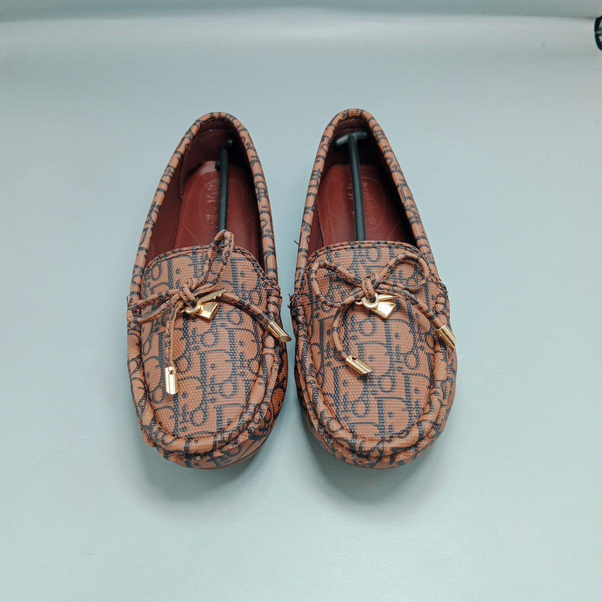 ROYAL BROWN